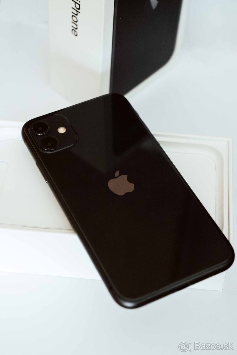 iPhone 11 64GB čierny