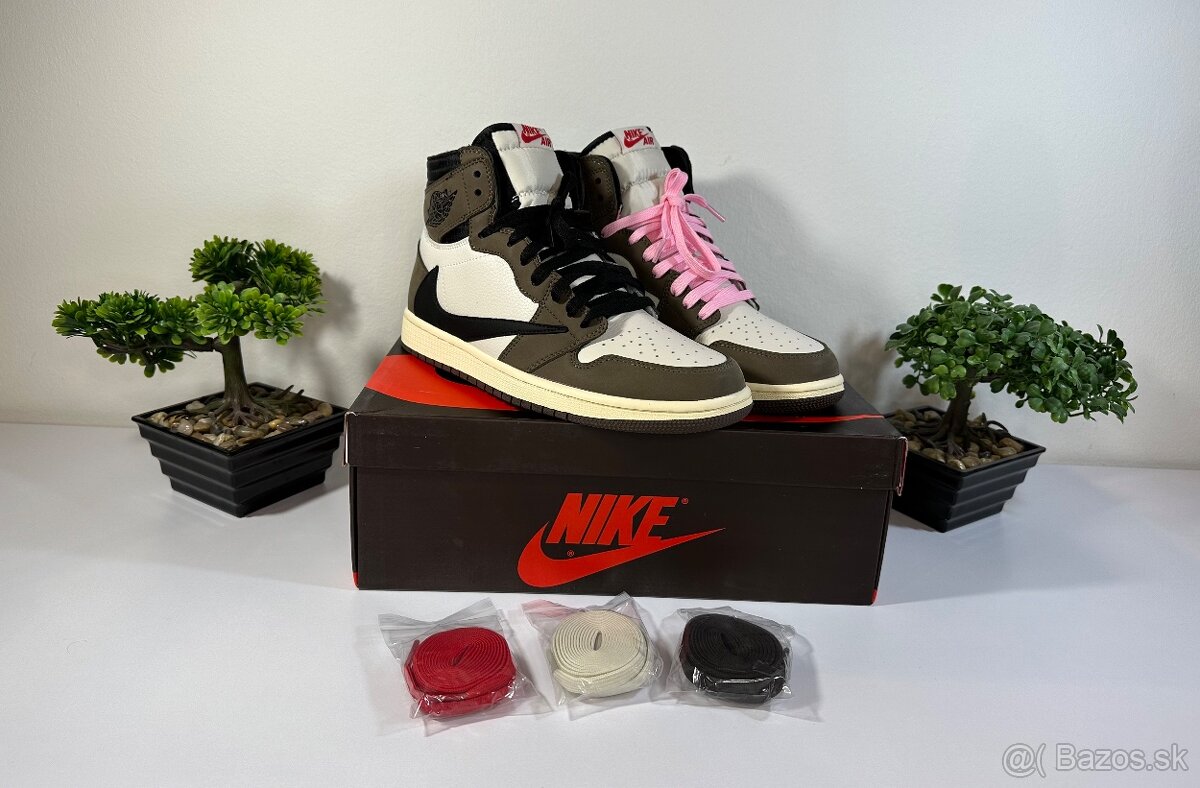 Nike x Travis Scott Air Jordan 1 leather