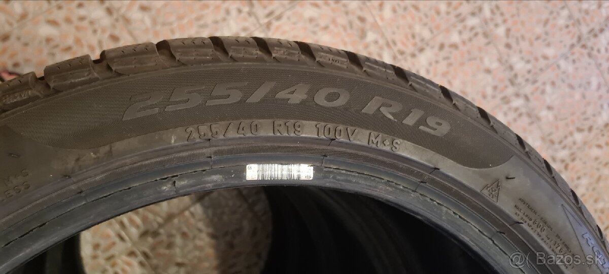 Pirelli Sottozero 3 255/40 R19 rok 24/22