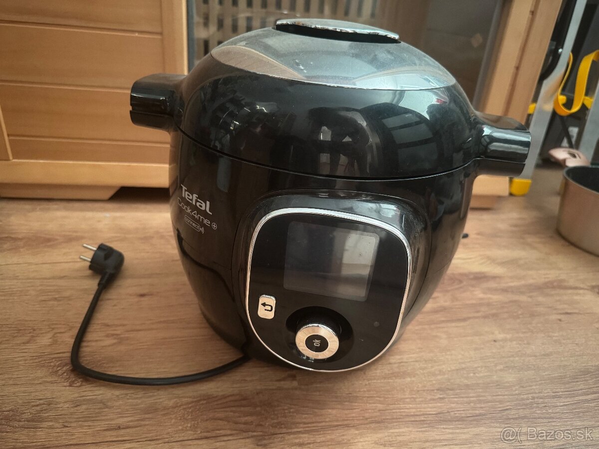 Multifunkčný elektrický tlakový hrnec Tefal Cook4me+