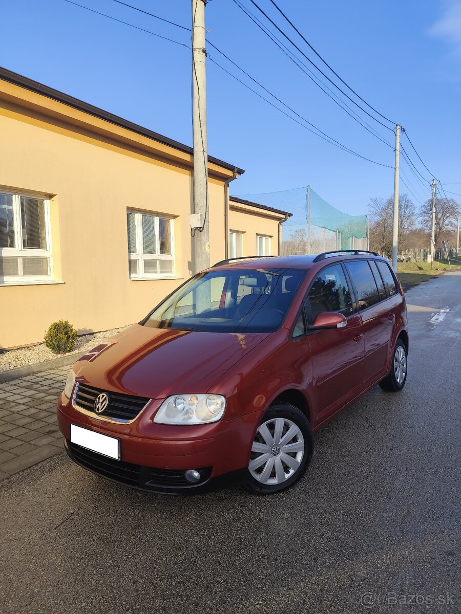 VW Touran 2.0 TDI DSG automat