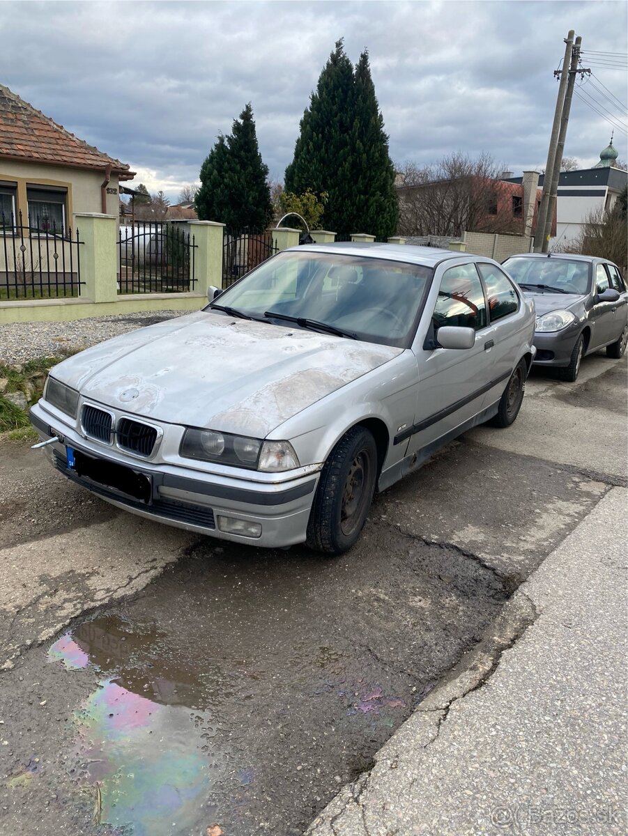 Rozpredam bmw e36 1.8ti compact