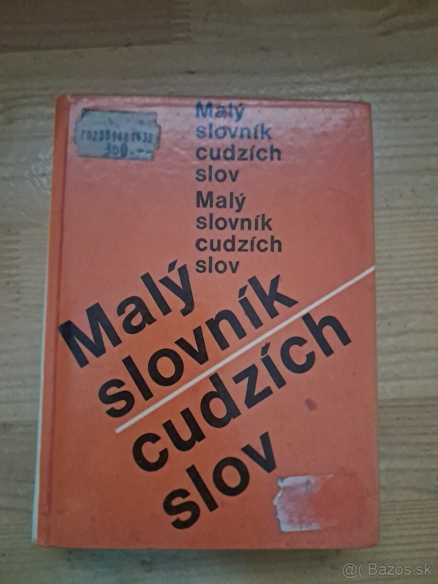 Malý slovník cudzích slov r.1972