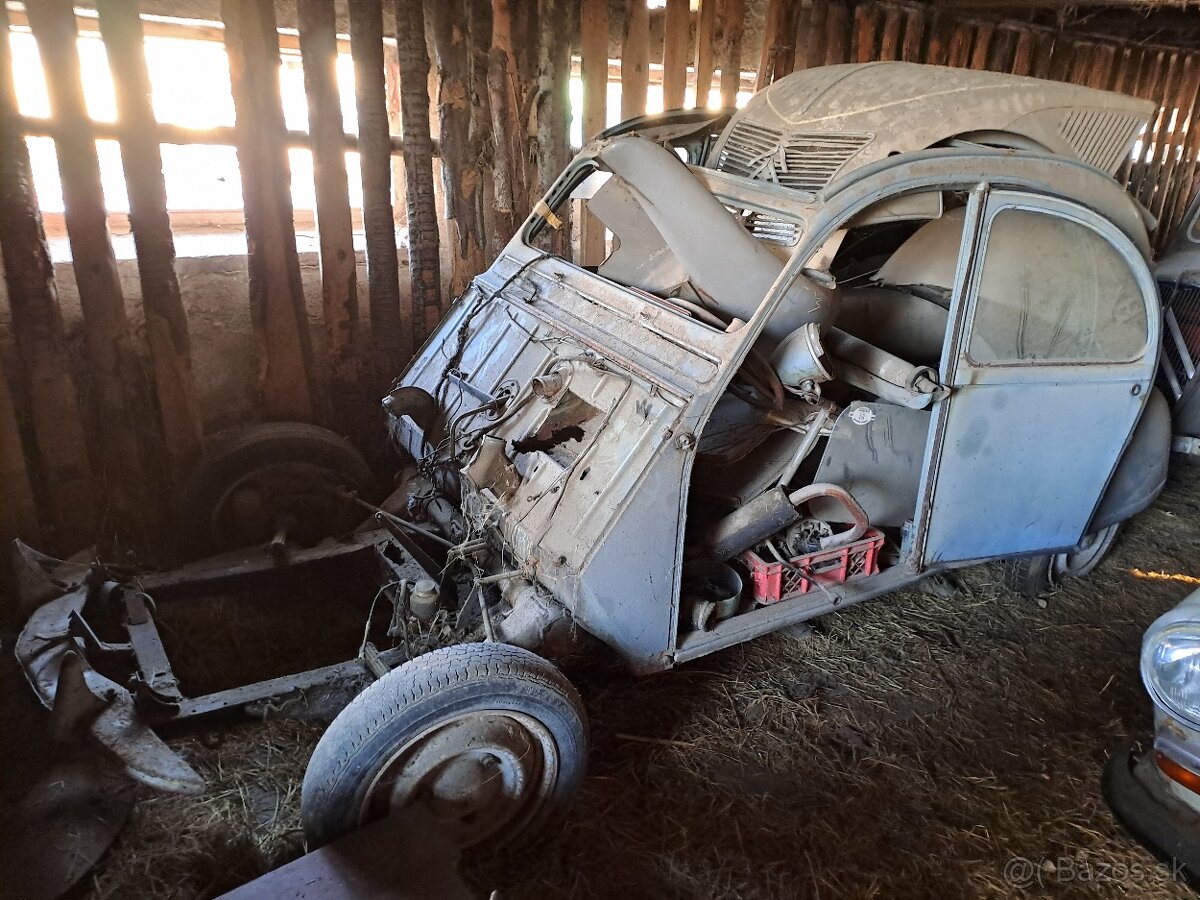 Citroen 2CV - výpredaj humna