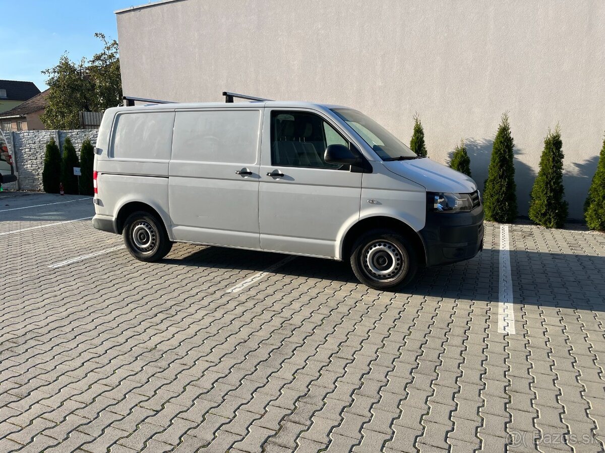 VW Transporter T5, r.v. 2014, 2,0 TDI, 75kW