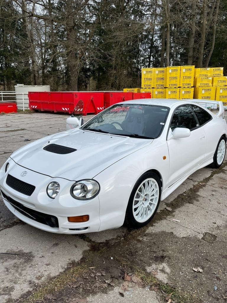 Toyota Celica GT-Four GT4 ST205 z roku 1995