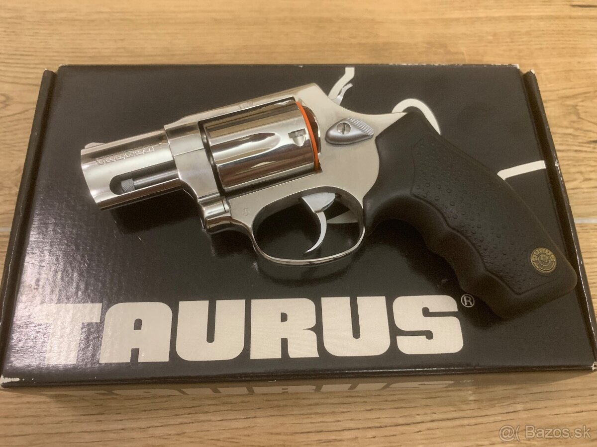 Taurus 605 - 357 magnum