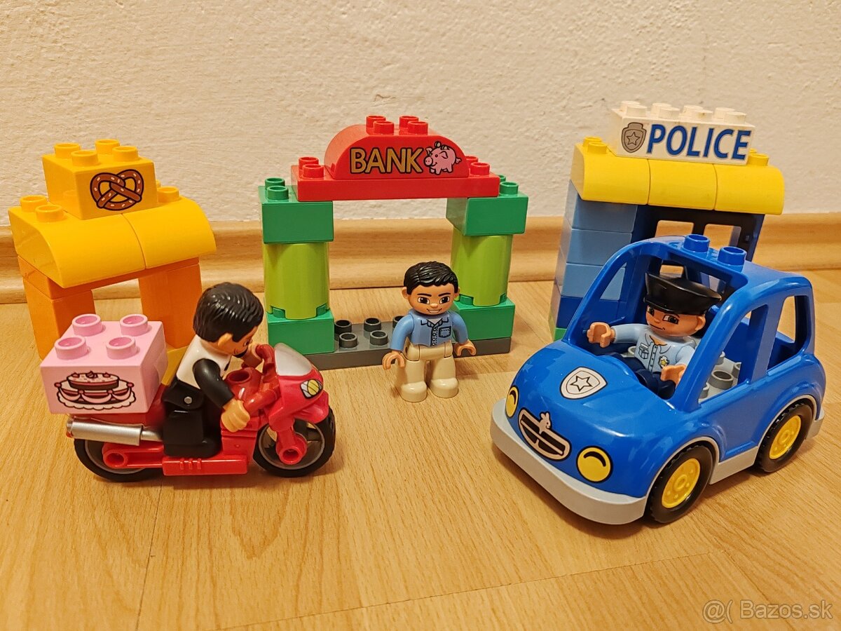 lego duplo zlodej na motorke