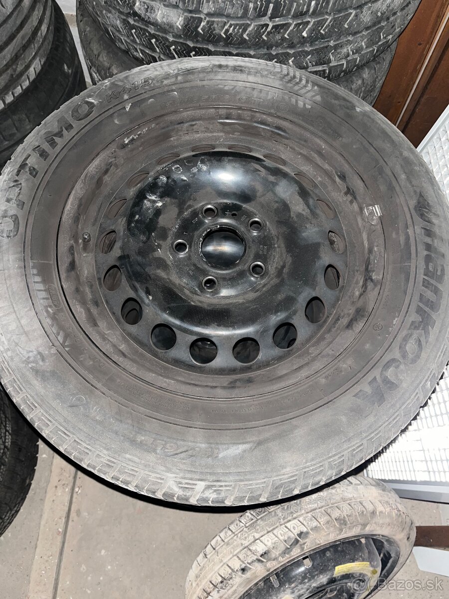 Letne pneumatiky 195/65 r 15 na diskoch