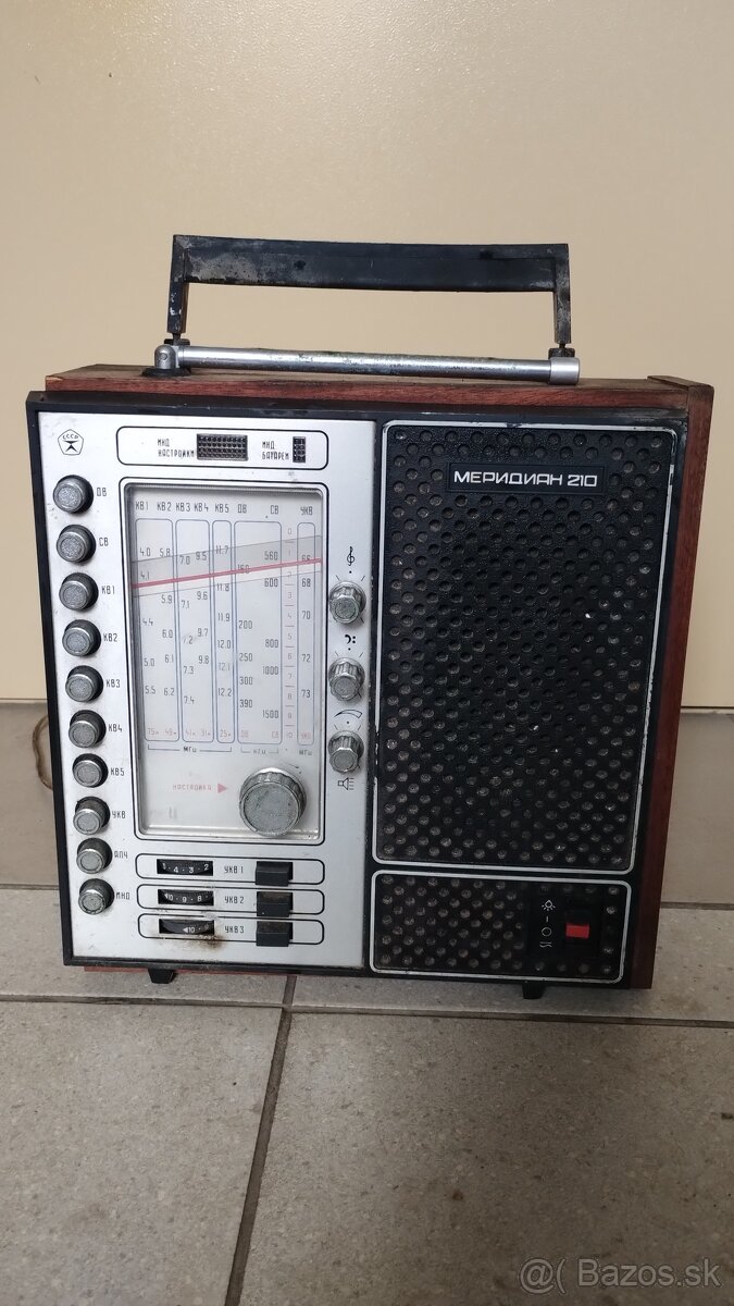 Predám rádio  Meridian 210