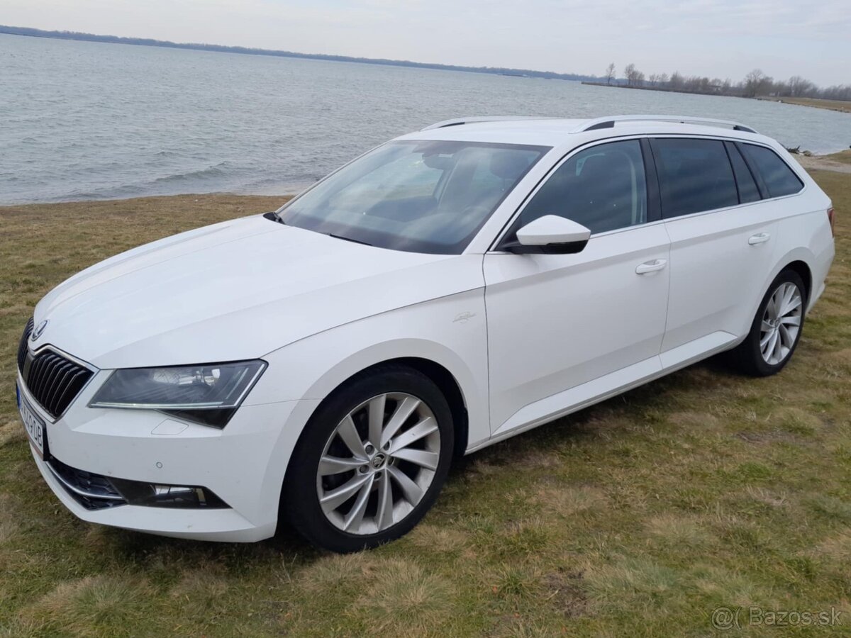 SKODA SUPERB 2019