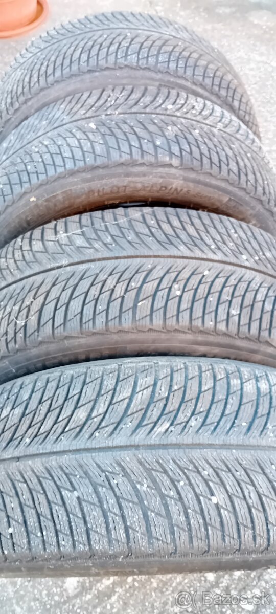 Sada zimných pneumatík 255/50R20 Michelin