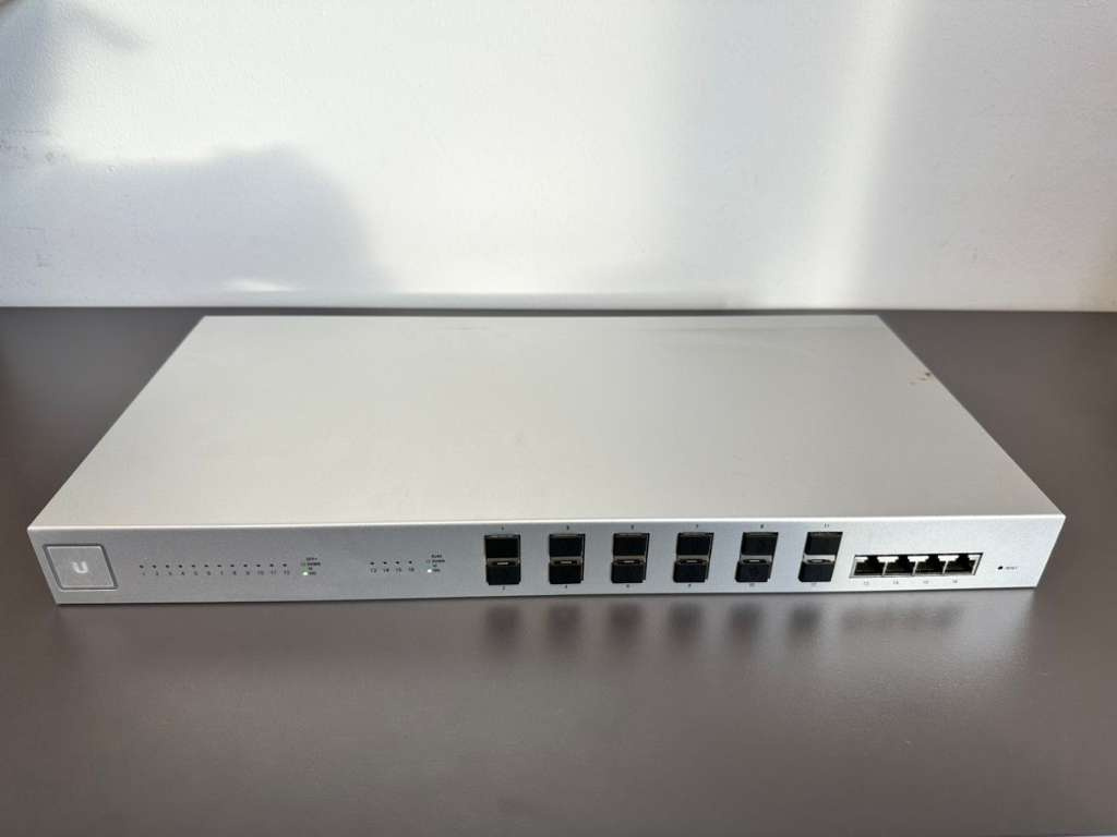 Ubiquiti Unifi US-16-XG 10G switch