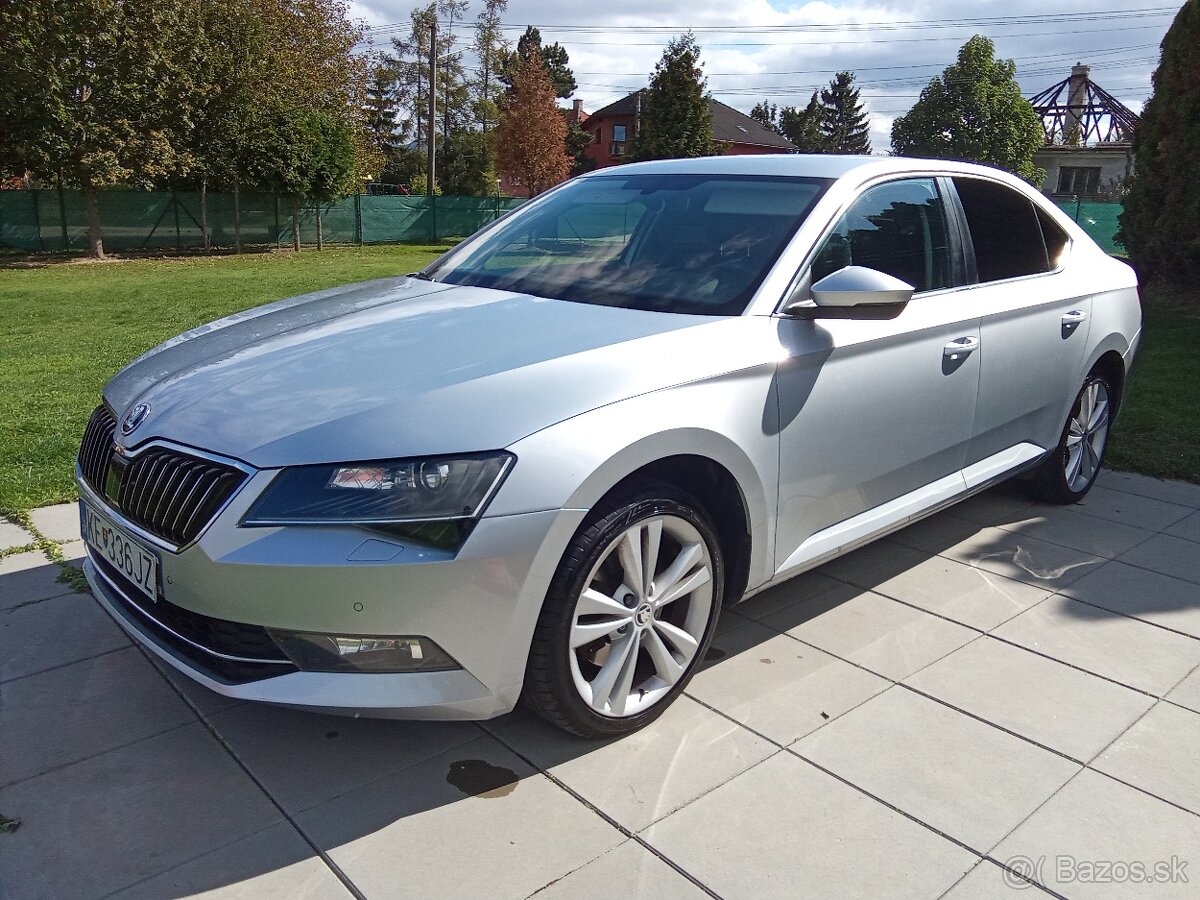 Škoda Superb 12/2015 TDi Ambition