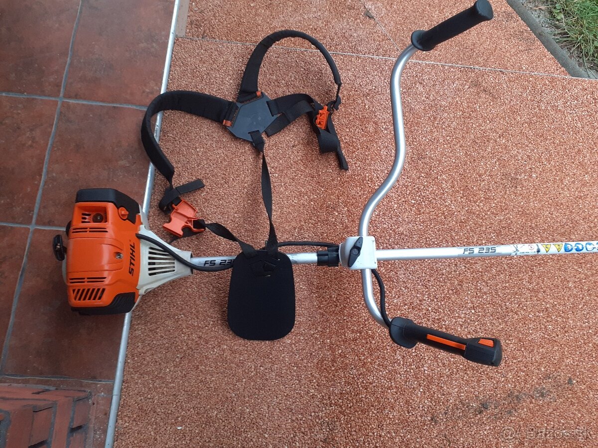 STIHL FS 235