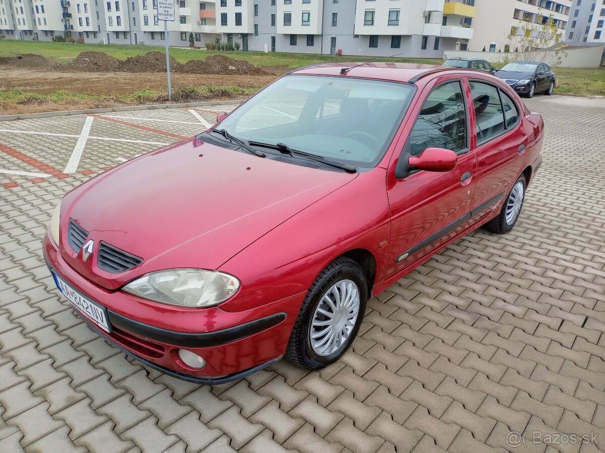 Predam Renault Megane 1.4 16v 70kw rok 2003