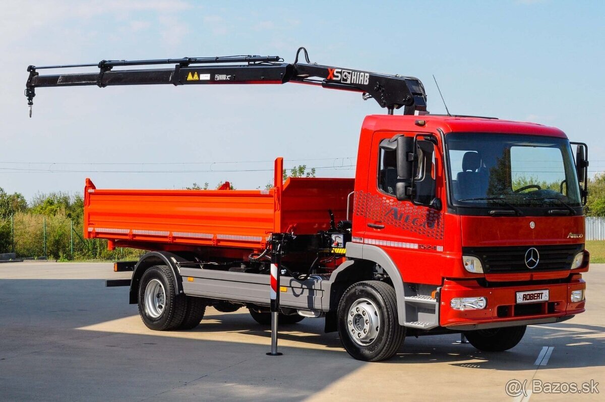 MERCEDES ATEGO 1524 TROJSTRANNÝ SKLÁPAČ + HYDR. RUKA - EU-4