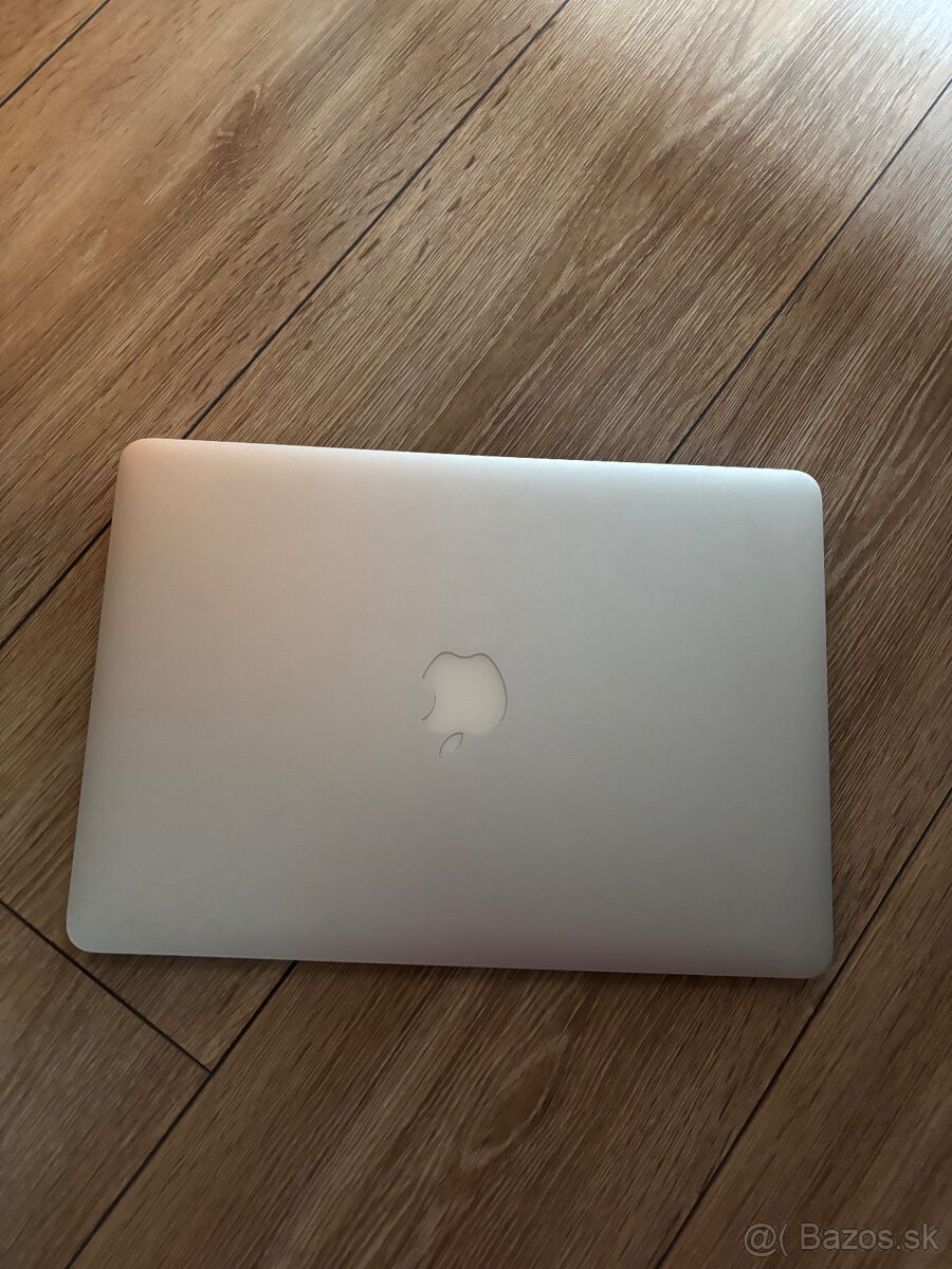 MacBook Air 13-inch