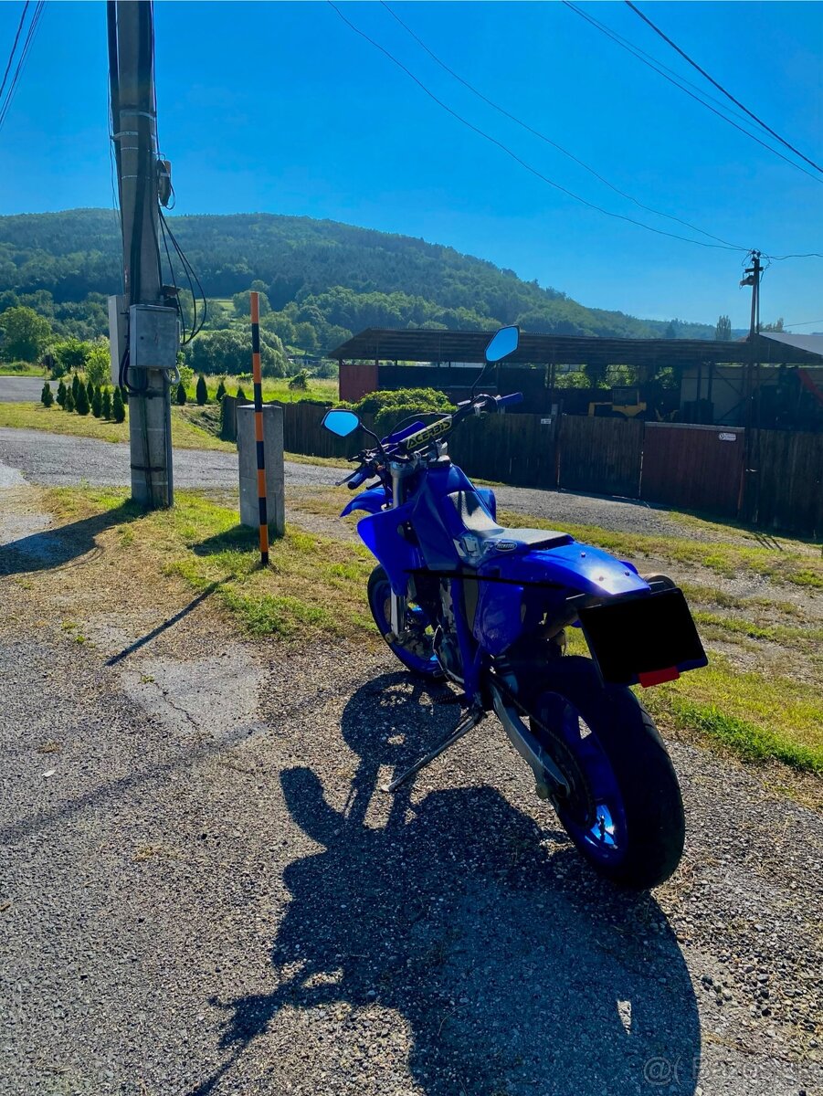 Yamaha WR400f