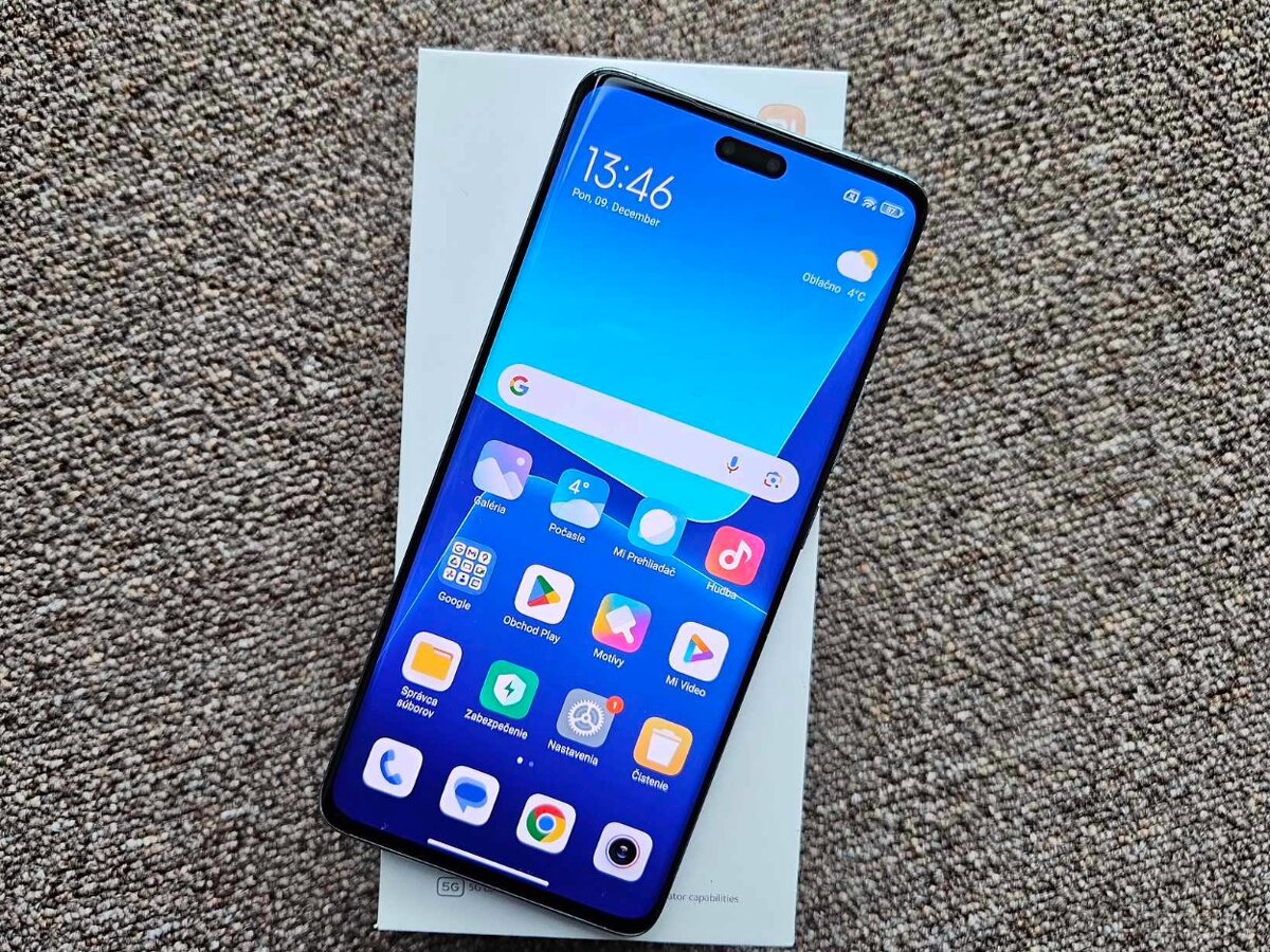 Xiaomi 13 Lite 5G 8GB/256GB modry, top, zaruka