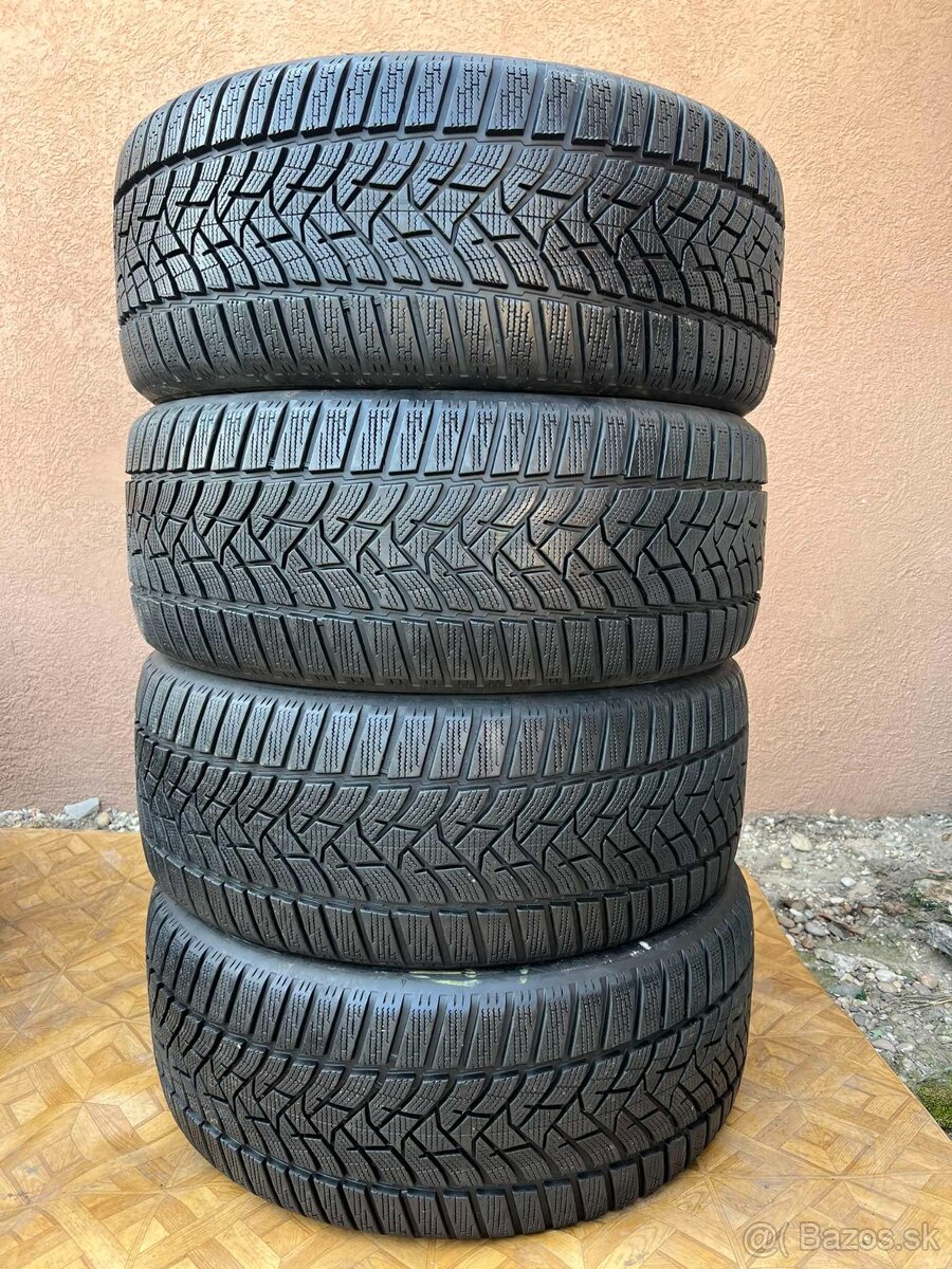 235/45 R18 zimné Dunlop 7mm