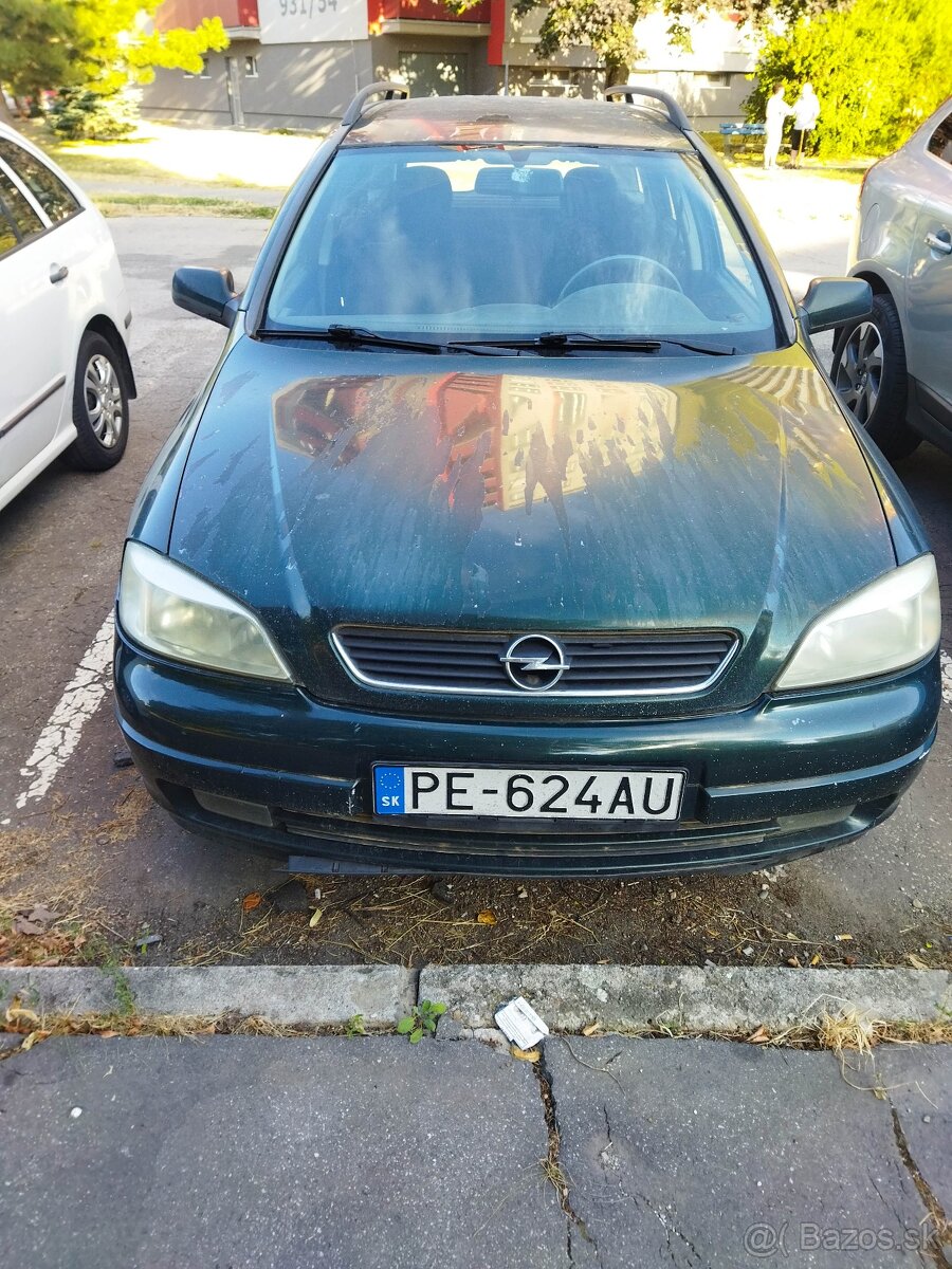 Predam Opel Astra G