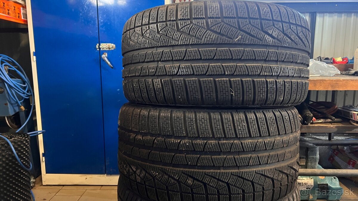 Predám zimné Pirelli Sottozero 285/35 R20