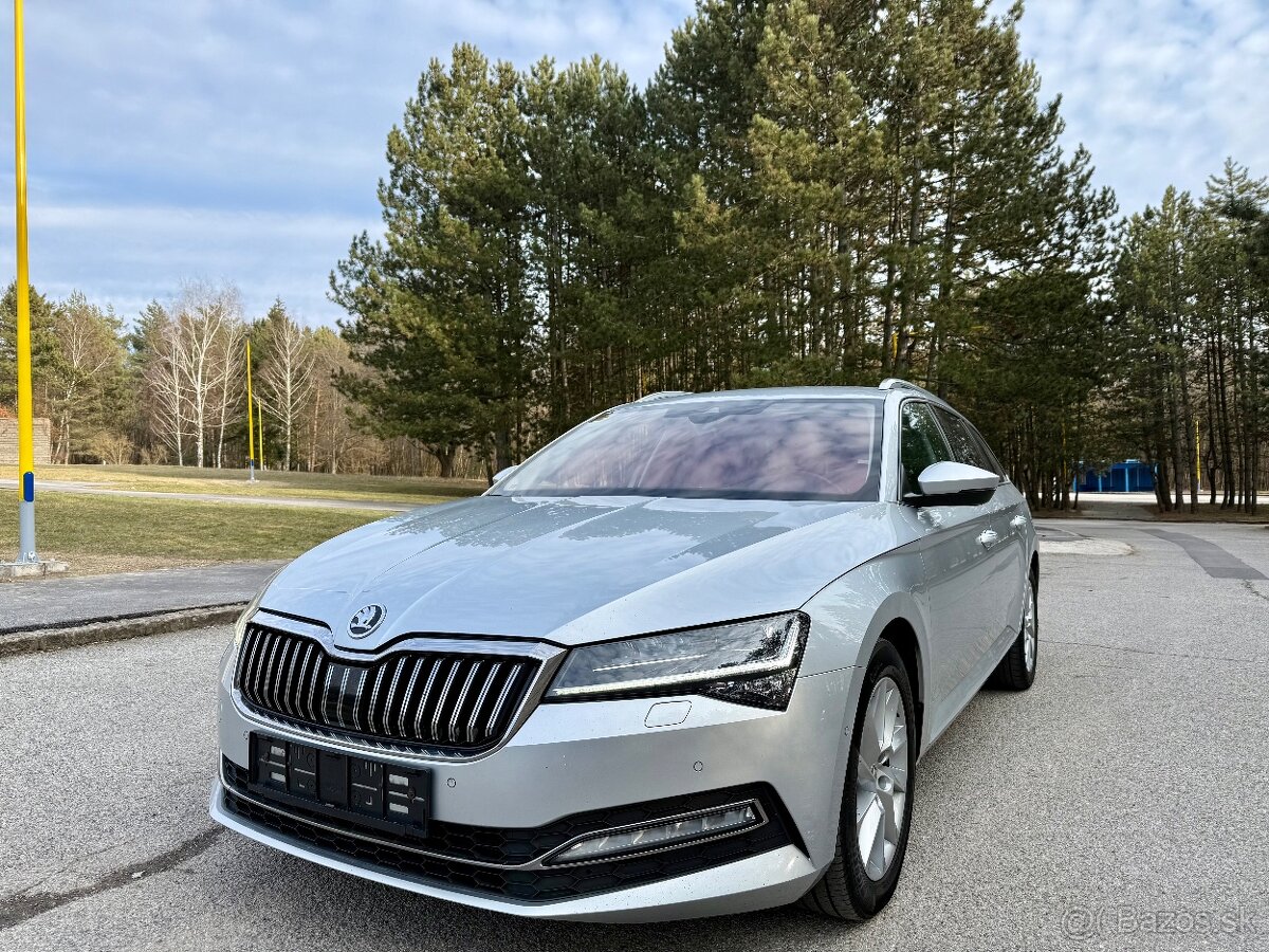 ŠKODA SUPERB COMBI 2.0TDI DSG FACELIFT MATRIX BOHATÁ VÝBAVA