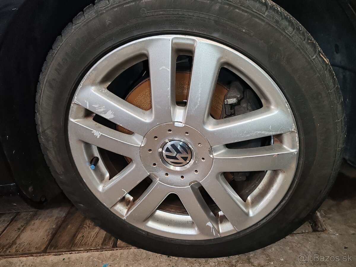 VW elektróny 5x112 R17, zimná sada