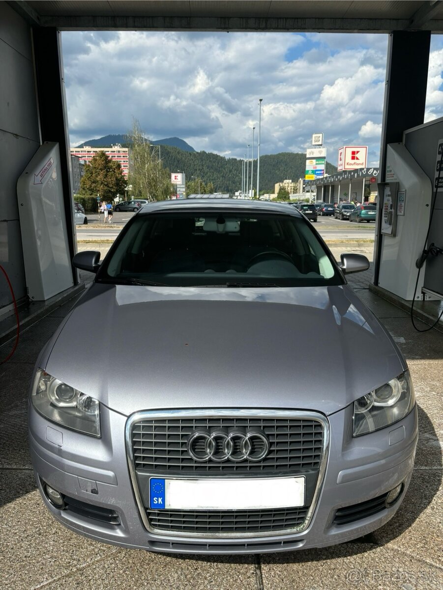 Audi A3 Hatchback - 1.6 FSI