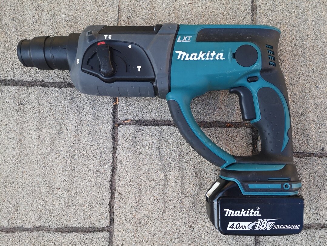 Makita LXT DHR202 149€