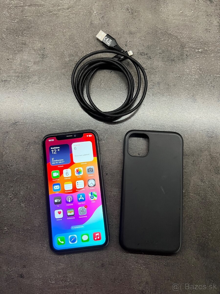 Predam Iphone 11 64gb nova bateria 100%