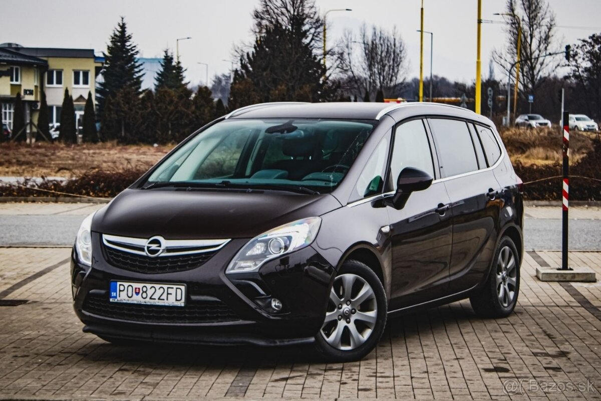 Opel Zafira Tourer 2.0 CDTi ECOTEC 165k Cosmo