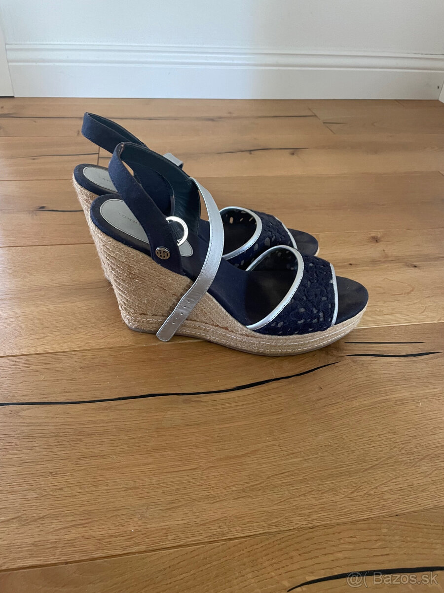 Sandalky Tommy Hilfiger - velkost 41