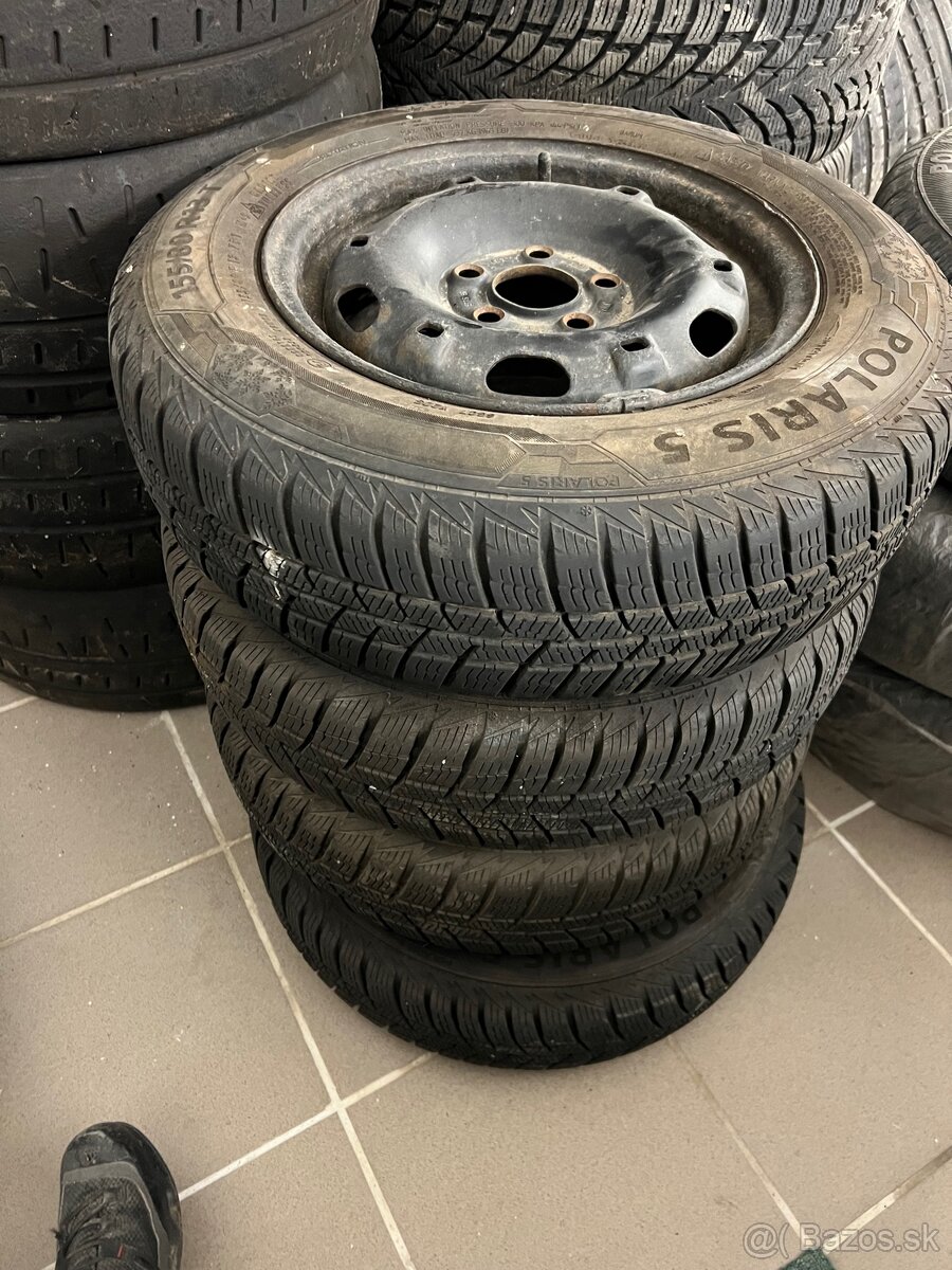 Fabia r13 zimné pneu stav ako nové 155/60r13