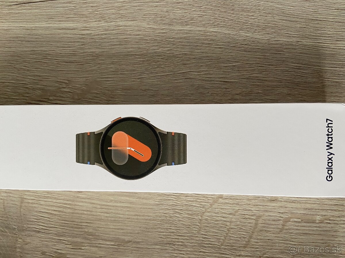 Predám smart hodinky Samsung Galaxy Watch 7