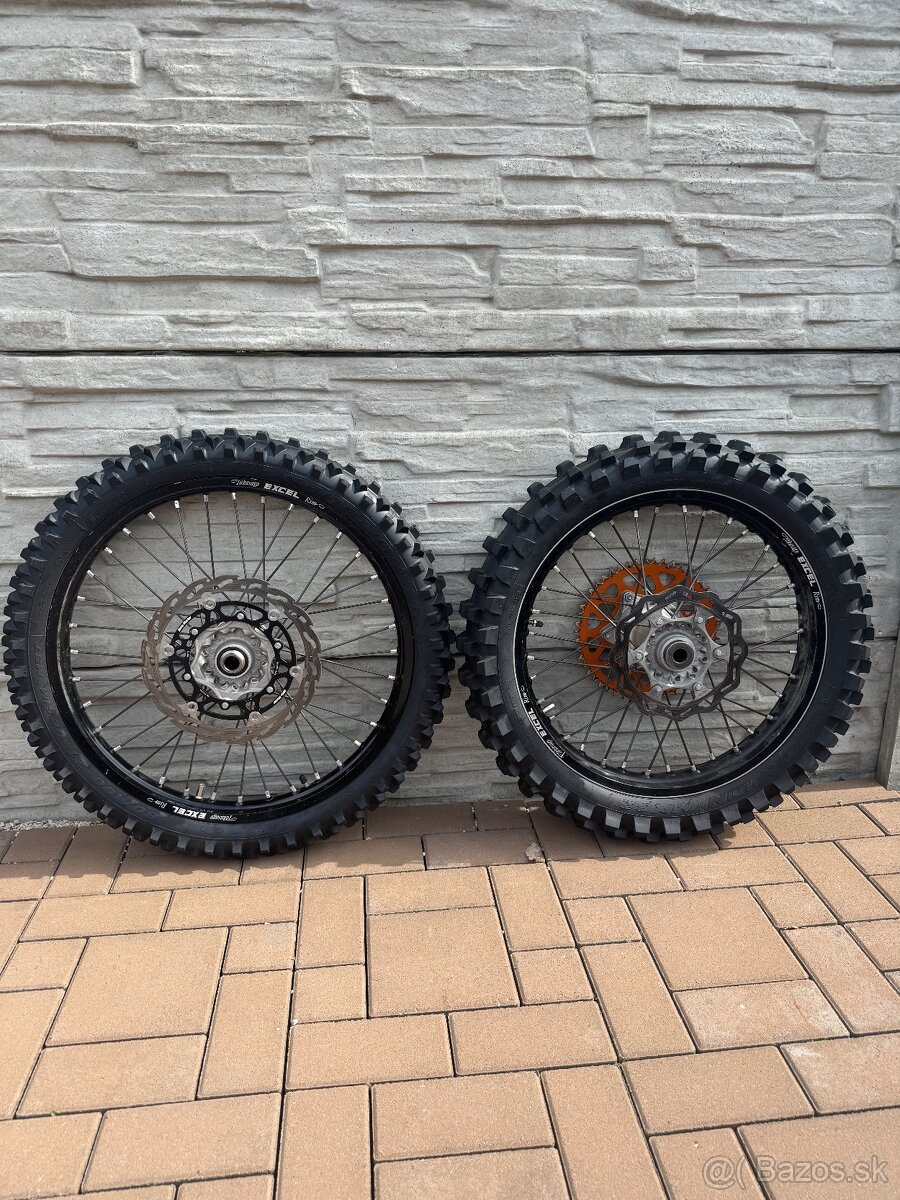 Sada Kolies KTM HSQ GAS 21” 19”