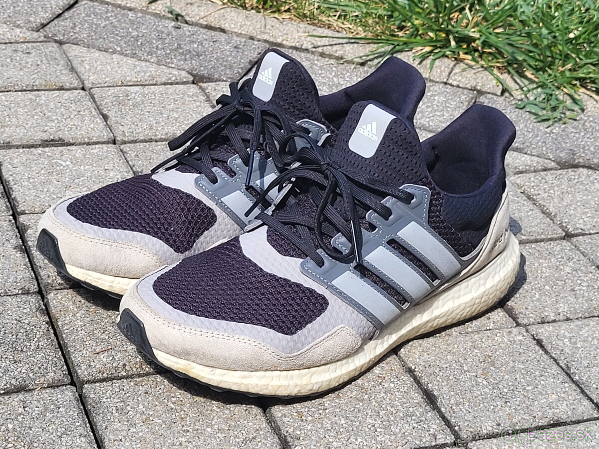 Adidas Ultraboost 44 2/3 -