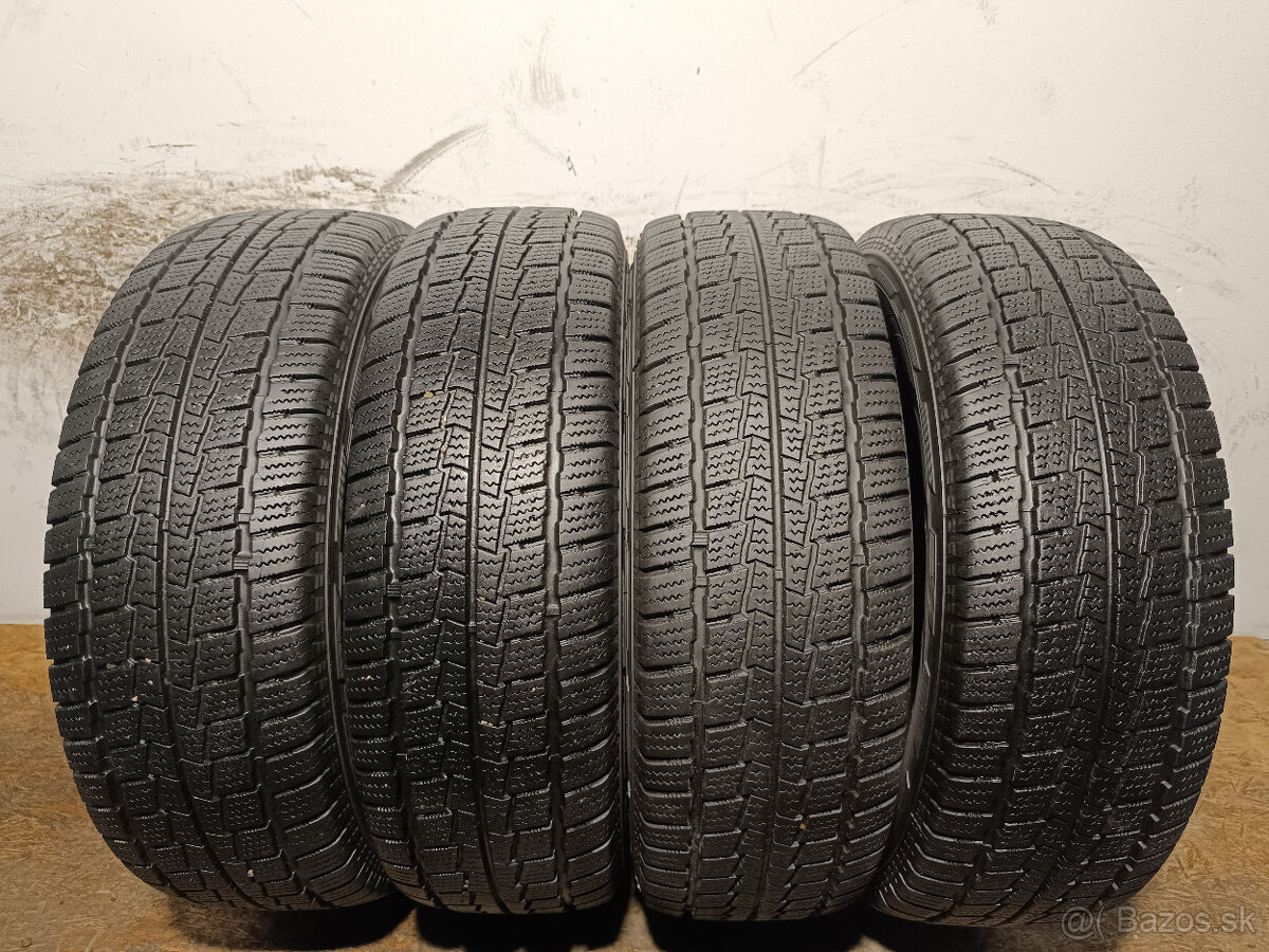 215/70 R15C Zimné pneumatiky Hankook Winter 4 kusy