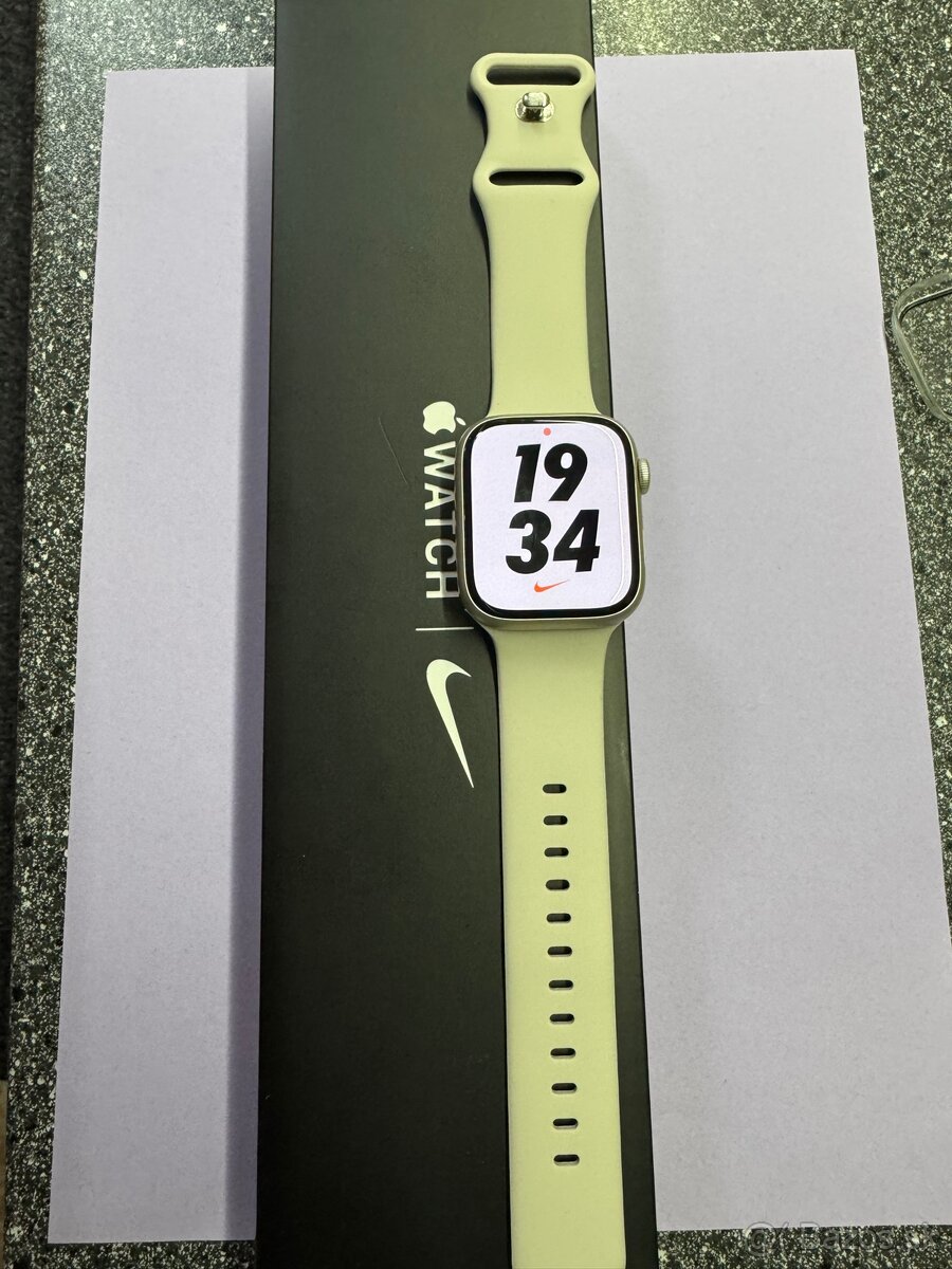 Apple Watch 7 – 45 mm