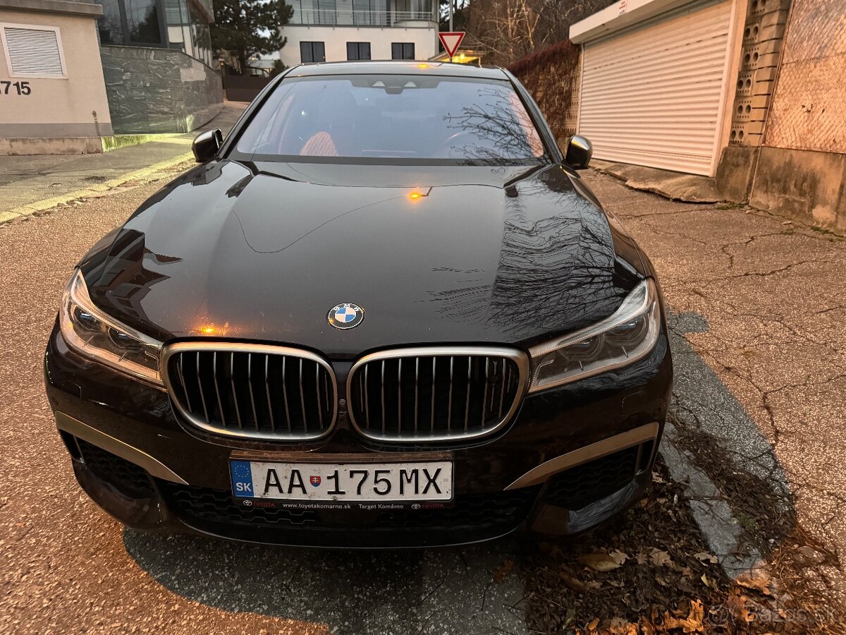 M760 Li slovenské auto super cena