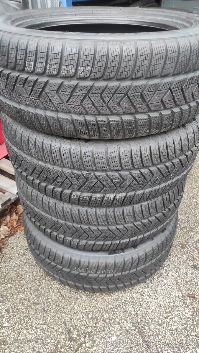 Pirelli 235/55r19 zimné