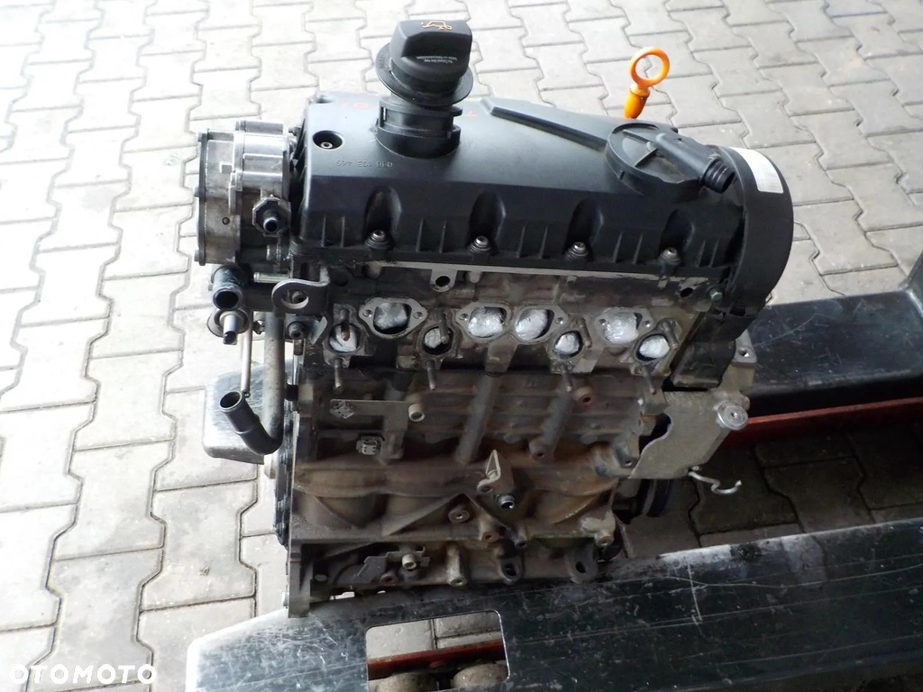 Motor VW T5 AXC 1.9 TDI