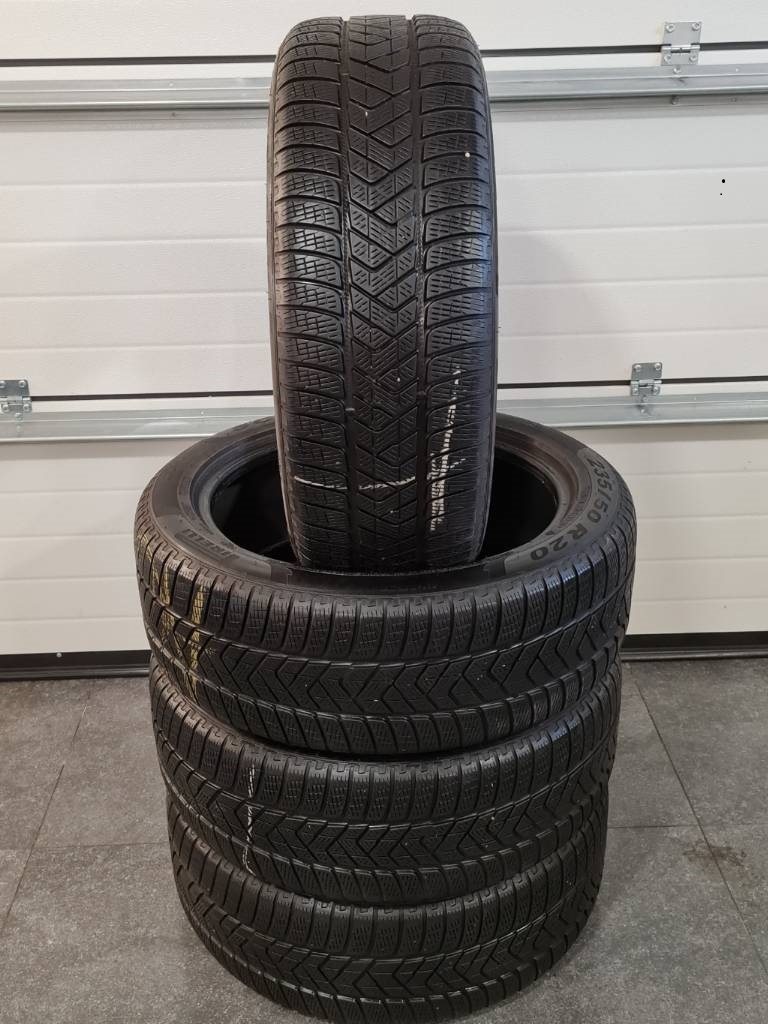 4x Pirelli Scorpion 235/50 R20 104V Zimné pneumatiky