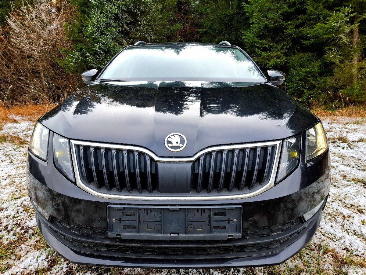 Škoda Octavia Combi 1.6 TDI,DSG,85KW FACELIFT,panorama