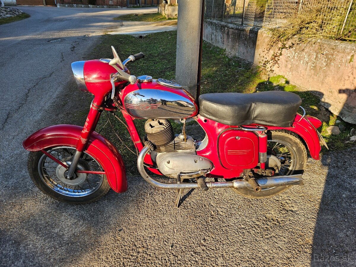 Jawa 250 353 rok 1956 otvorené sanie