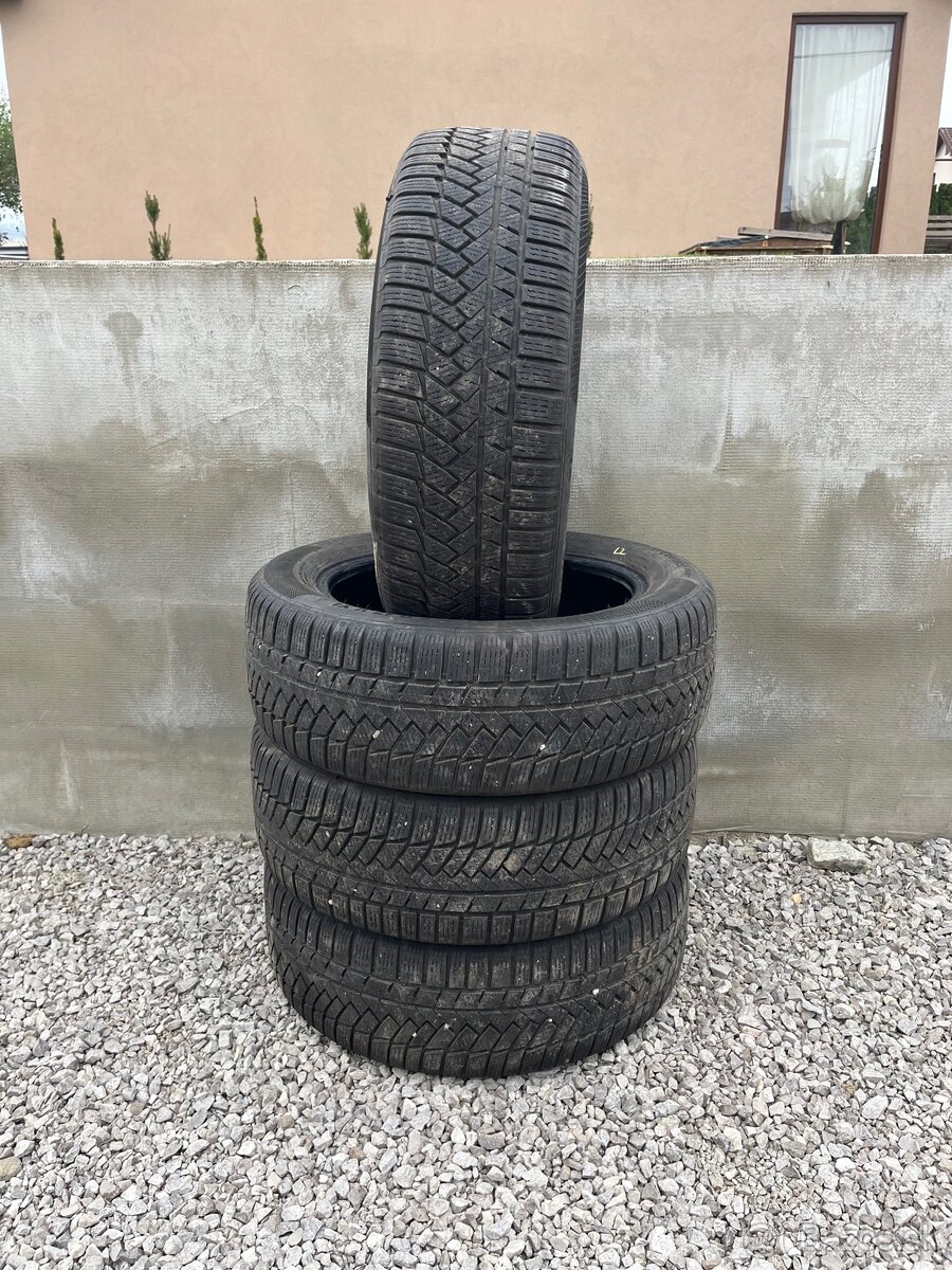 Zimné 215/55 R17