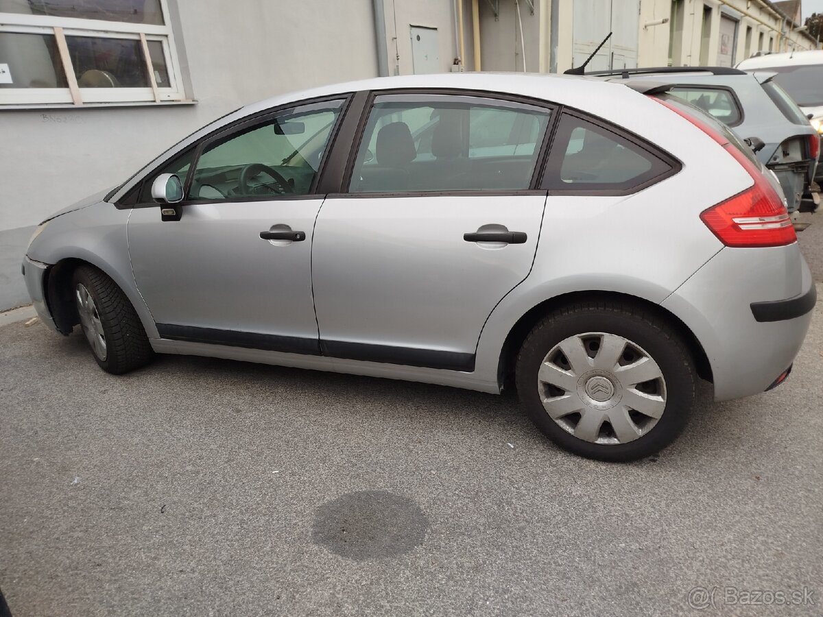 Citroen C4 rok 2008 facelift diesel 1.6