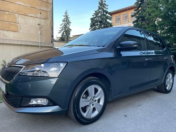 Predám málo jazdené auto Škoda Fabia 36000km