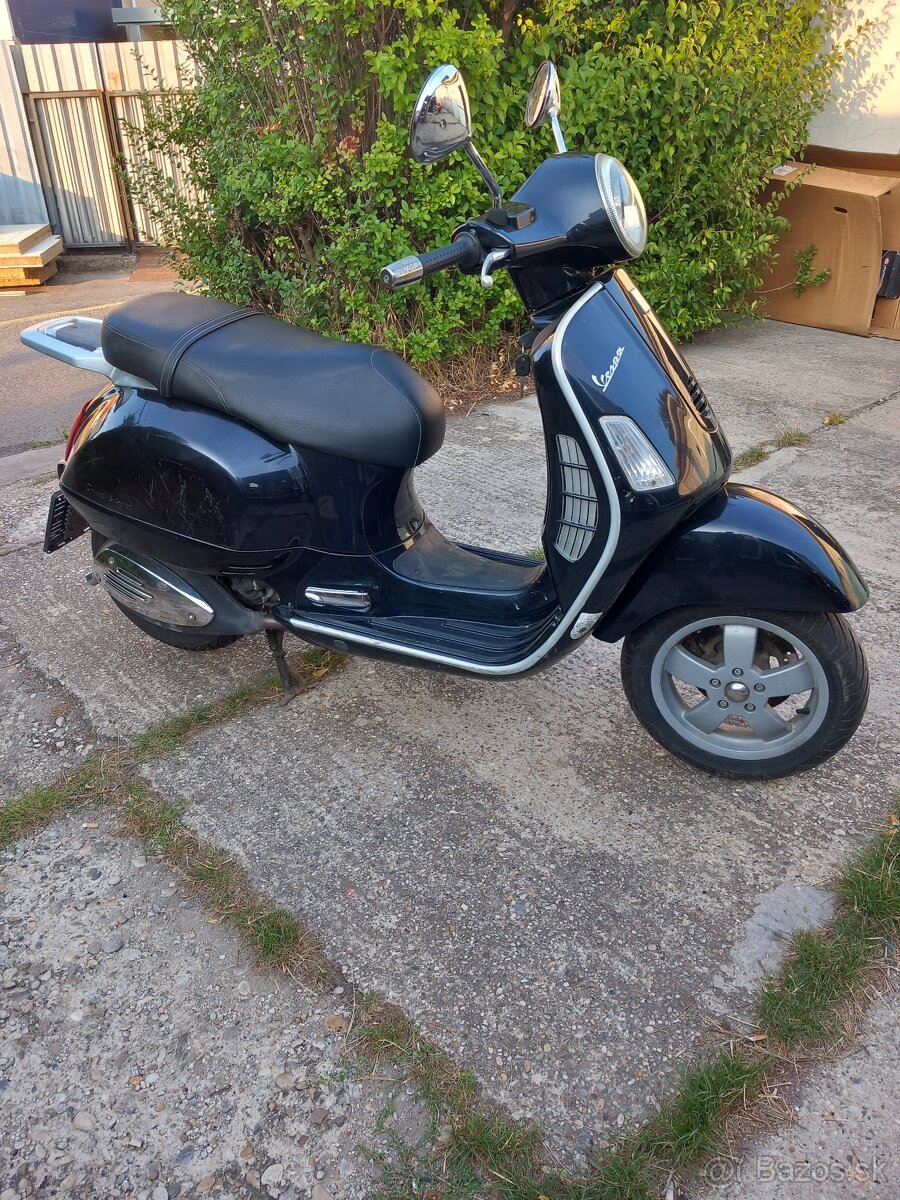 Vespa 200 L granturismo